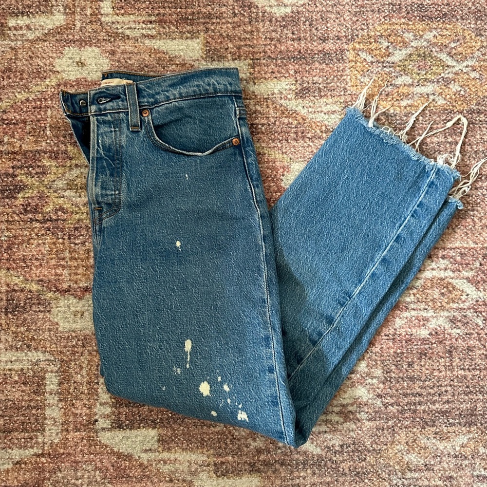 Levi’s Blue Distressed Jeans